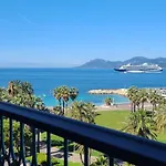 Vue Unique Sur Toute La Baie De Et La * Cannes